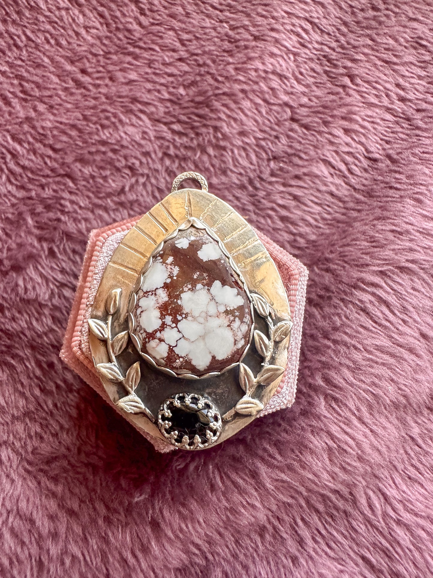 Magnesite Pendant